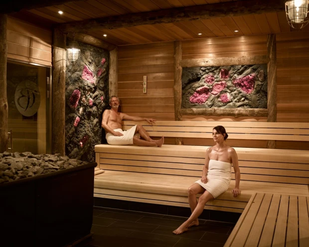 Thermen Bad Nieuweschans Lampivaara sauna met amethisten 500