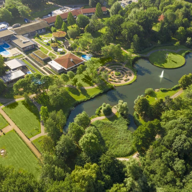 Thermen Bad Nieuweschans Tuin luchtfoto 2 500